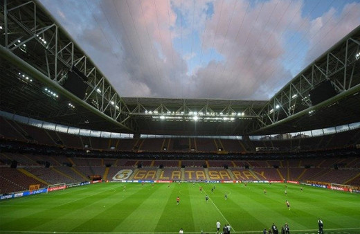 Galatasaray Lokomotiv Moskova maçını şifresiz veren kanal sürpriz gelişme