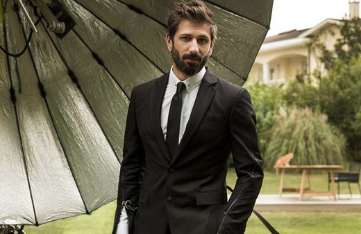 Ushan Çakır kimdir yaşı kaç Ufak Tefek Cinayetler Emre Çelen piyangosu