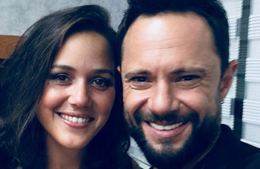 Özgün eşiyle yıllar sonra aynı sahneyi paylaştı