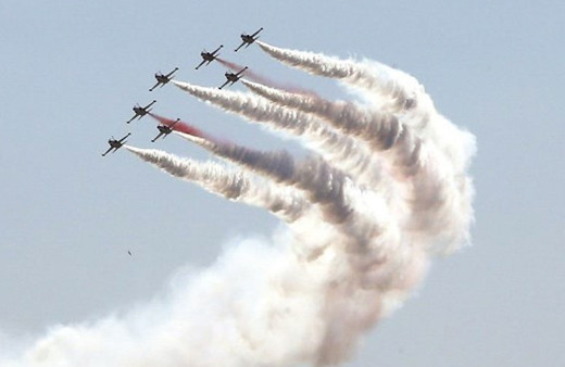Boğaz'da görsel şölen! Türk Yıldızları ortalığı kasıp kavurdu