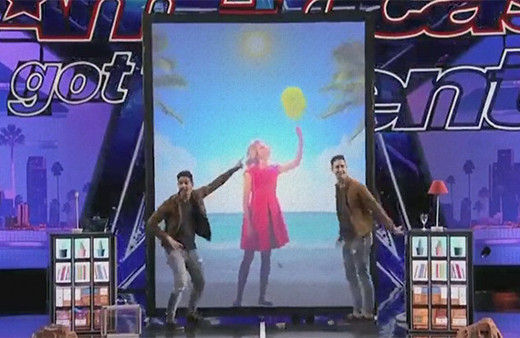 Yetenek Sizsiniz'de inanılmaz gösteri!