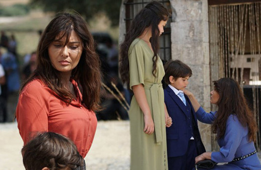 Show Tv'nin Gülperi dizisi sağlam başladı ama ortalığı fena dağıttı!