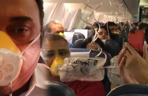 Uçakta onlarca yolcunun bir anda burnu kanadı
