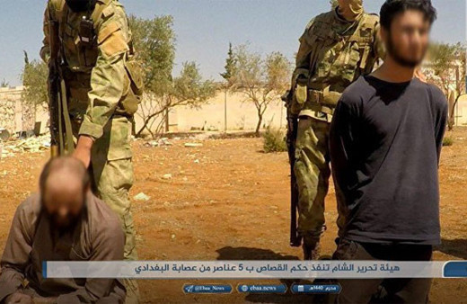 HTŞ İdlib'te 5 IŞİD militanını açık alanda kurşuna dizerek öldürdü