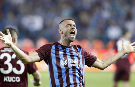 Trabzonspor'daki kriz devam ediyor! Burak ve yönetim arasında...