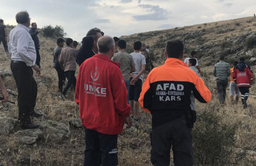 Kars'ta kaybolan çocuk 4 saat sonra bulundu!