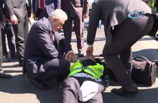 Binali Yıldırım kazazedelerle yakından ilgilendi