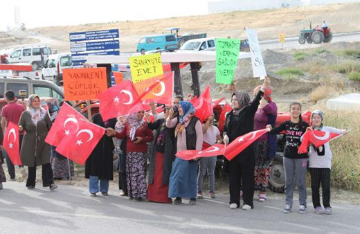 Akü geri dönüşüm tesisi köylüleri kızdırdı