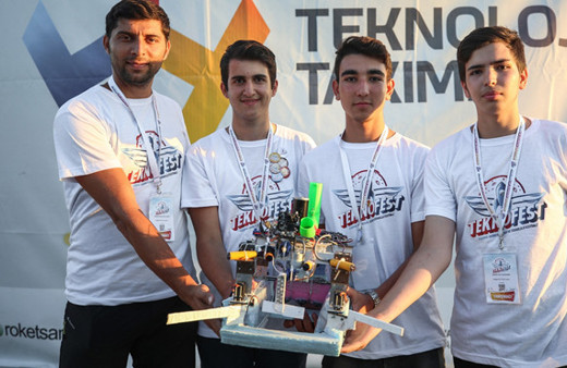 Fatih Sultan Mehmet'ten ilham aldılar fetih robotu yaptılar