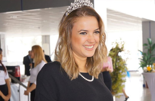 Ünlü spiker Simge Fıstıkoğlu anne oldu!