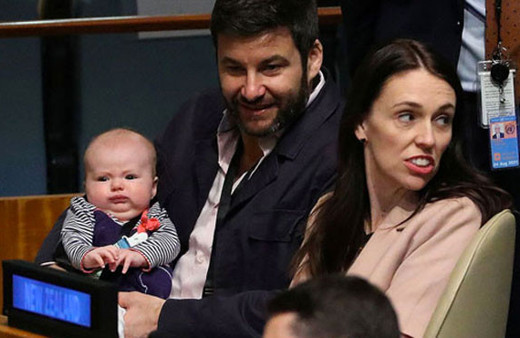 Başbakan BM toplantısına bebeğiyle geldi! Genel kurulda yeri hazır