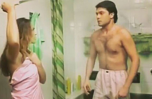 İrem Sak'tan olay Hülya Avşar paylaşımı! 