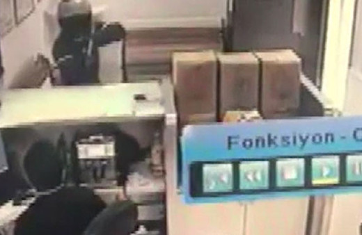 Sultangazi'deki PTT soygununun görüntüleri ortaya çıktı! 