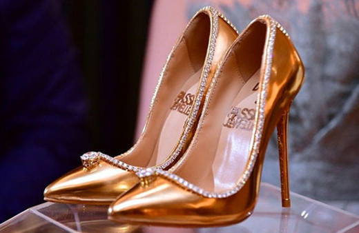 İşte dünyanın en pahalı ayakkabısı! 36 numara ve fiyatı dudak uçuklatıyor