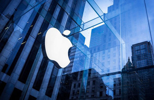 Apple'ın mağazası güpegündüz soyuldu! O anlar kamerada