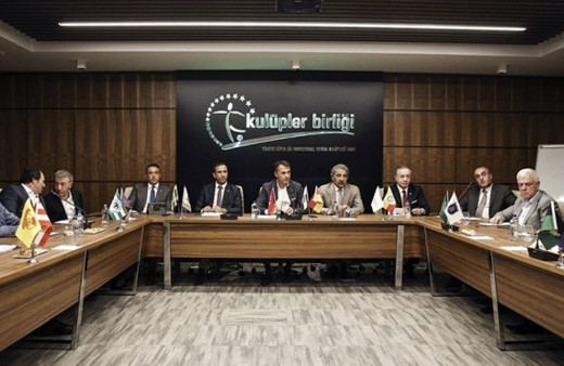 Türk futbolu için tarihi karar! Sözleşmeler TL'ye dönüyor!