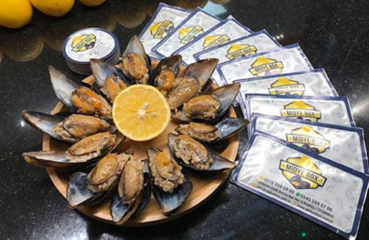 Midye dolma yemek için bu mekanlar doğru adres!