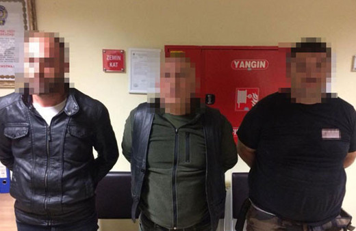 Aracın içinden çıkanlar şok etti! Sahte özel harekatçılar serbest kaldı