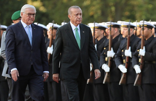 Cumhurbaşkanı Erdoğan Almanya'da böyle karşılandı