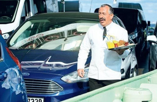 Cem Yılmaz Karakomik Filmleri anlattı! Eleştirilere ise bakın nasıl yanıt verdi