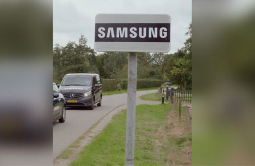 'Appel' köyünde bedava Galaxy S9 dağıttılar!