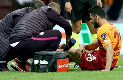 Emre Akbaba'dan Galatasaray'a kötü haber!