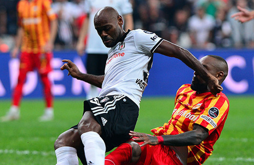 Vagner Love: 'Sahada kalmak istiyorum'