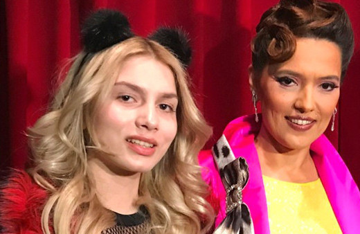 Demet Akalın'ı Aleyna Tilki yönetiyor!