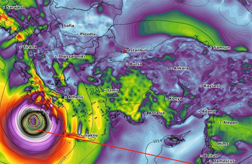 Kasırga yön değiştirdi! İzmirliler aman dikkat...