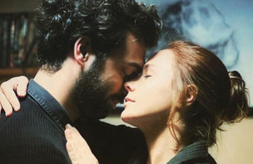 Poyraz Karayel dizisinin aşıkları hakkında şok iddia! İlker Kaleli ve Burçin Terzioğlu...