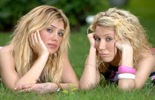 Ciciş kardeşler bir küs bir barışık!