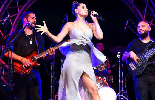 Tayt gitti ama yine olmadı be Atiye!