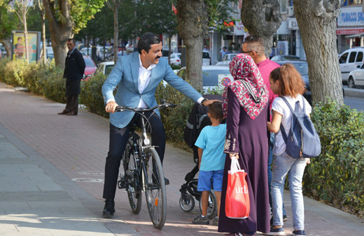 Kırşehir Belediye Başkanı Yaşar Bahçeci şekil için değil gerçekten yaptı