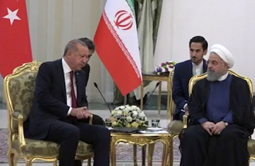 Üçlü zirve öncesi Erdoğan Ruhani ile görüştü