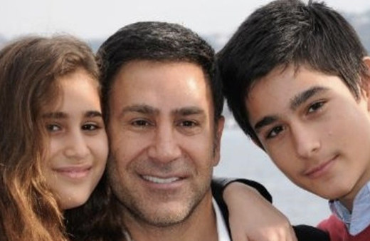 İzzet Yıldızhan'ın kaç çocuğu var 9 çocuğun annesi kim?