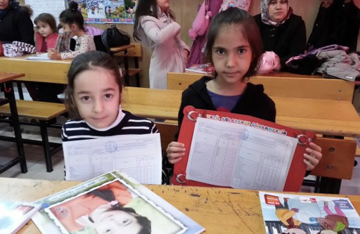 Takdir-teşekkür belgesi almak için devamsız kaç gün olmalı? 