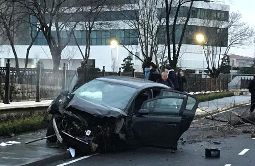 İstanbul'da caddeyi savaş alanına çeviren kaza