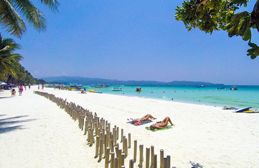 Saygısız davranınca ülkeye girişleri yasaklandı Filipinler'den şaşırtan uygulama