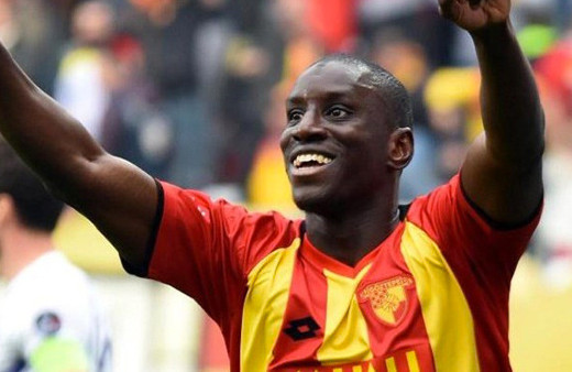 Kadıköy'e Demba Ba sürprizi! İlk teklif yapıldı
