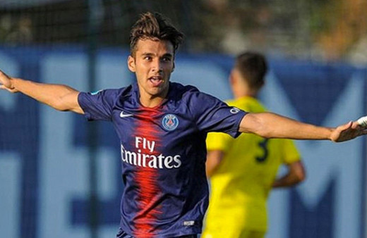 Başakşehir PSG'nin Türk golcüsünün peşinde