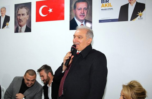 Mevlüt Uysal'dan Büyükçekmece'ye metro ve metrobüs sözü