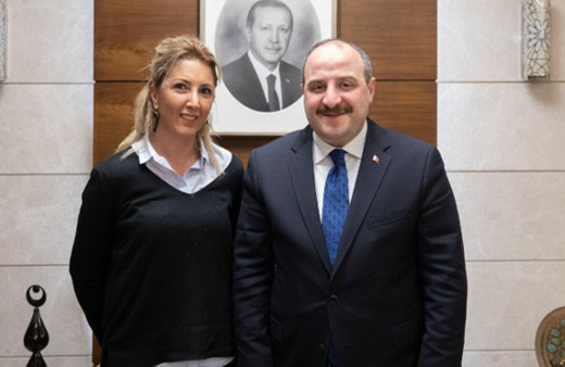 Bakan Varank ilk dosyasını mahkemesiz çözdü