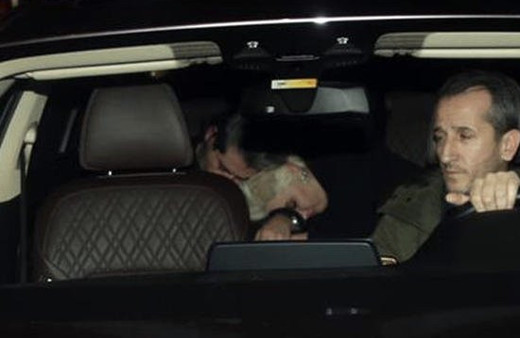 Hazer Amani kaç yaşında evli mi karısı Deniz Mumcuoğlu kimdir?