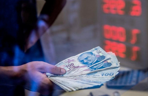 Ekonomist Mert Yılmaz'ın rekor kıran dolar analizi : Sabah kalkınca golü yiyebiliriz