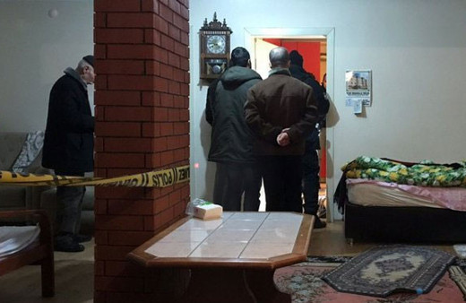 75 yaşındaki adam 100 yaşındaki annesini öldürdü