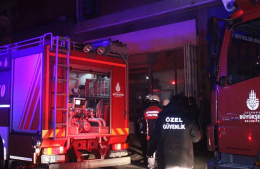 Dolapdere'de iş yerinde yangın! 1 kişi hayatını kaybetti