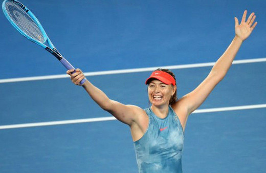 Sharapova, son şampiyon Wozniacki’yi eledi