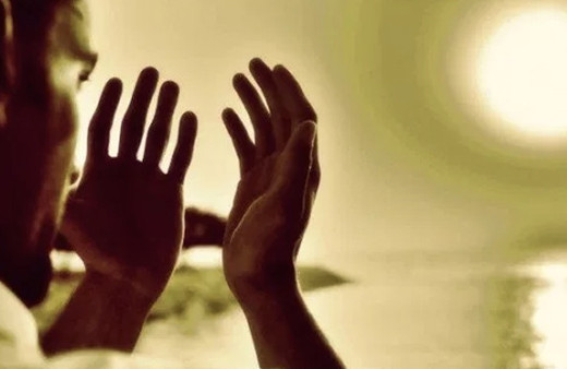 Hasta olana cuma günü okunacak dua hangisi kaç kere okunur? 