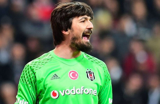 Tolga Zengin: Beşiktaş formasına ihanet etmedim