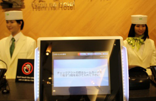  Japonya'da ilginç olay! Otelde çalışan robot personeller işten çıkarıldı